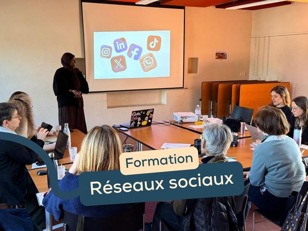 𝟏𝟗 𝐦𝐚𝐫𝐬 𝟐𝟎𝟐𝟔 : 𝐅𝐨𝐫𝐦𝐚𝐭𝐢𝐨𝐧 𝐫𝐞́𝐬𝐞𝐚𝐮𝐱 𝐬𝐨𝐜𝐢𝐚𝐮𝐱